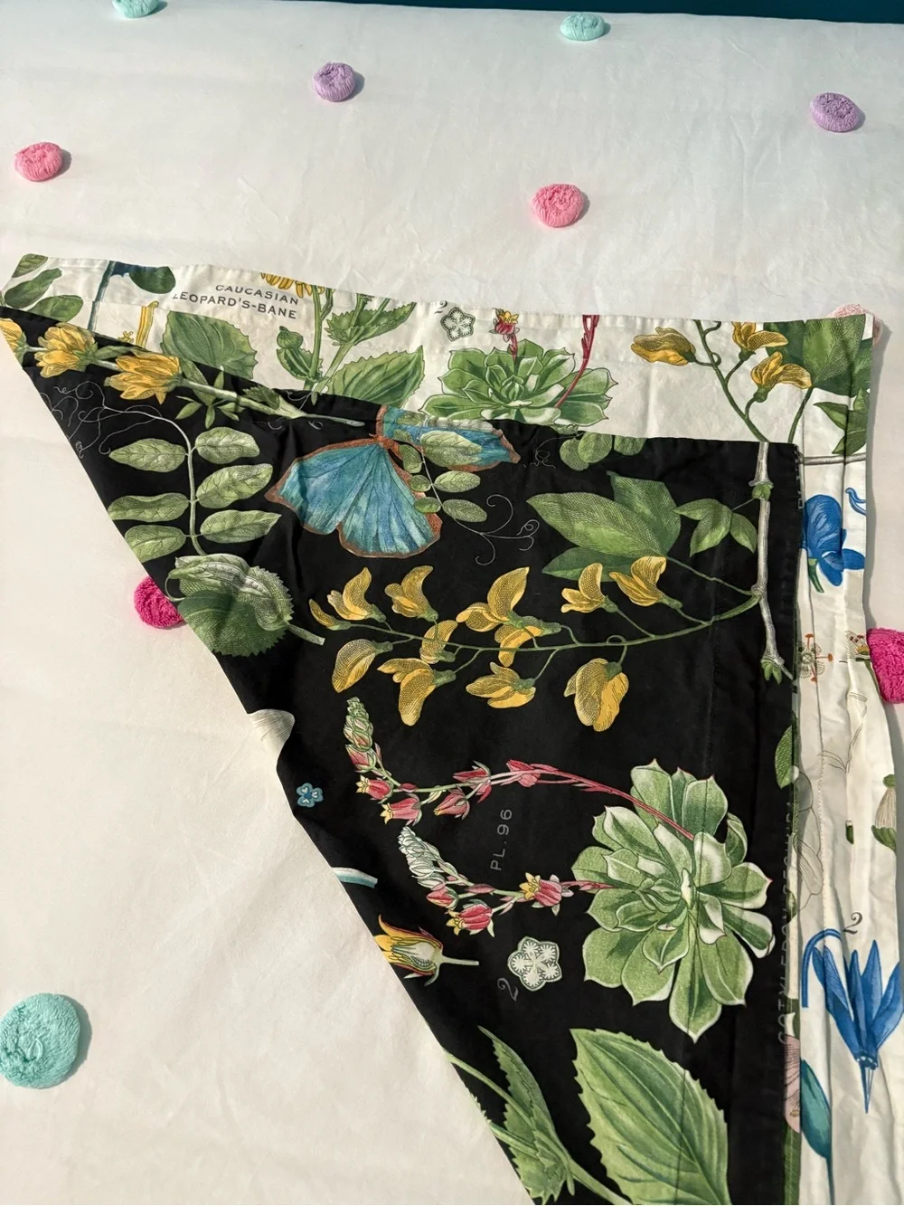 Pottery Barn King Duvet Botanical Print with 3 Euro Shams
